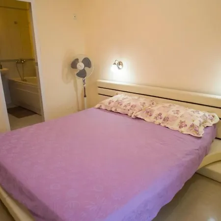вила жаклин - Private House Jaklin With Pool