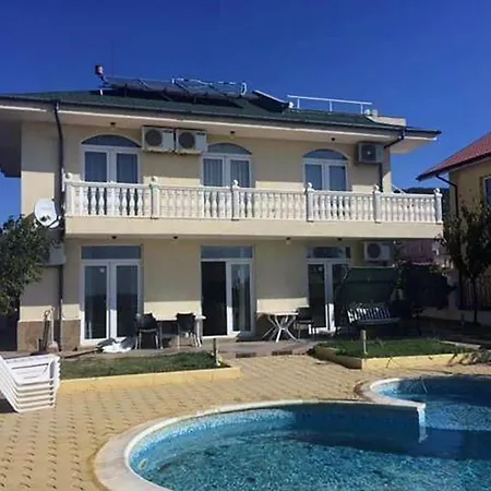 вила жаклин - Private House Jaklin With Pool Sveti Vlas